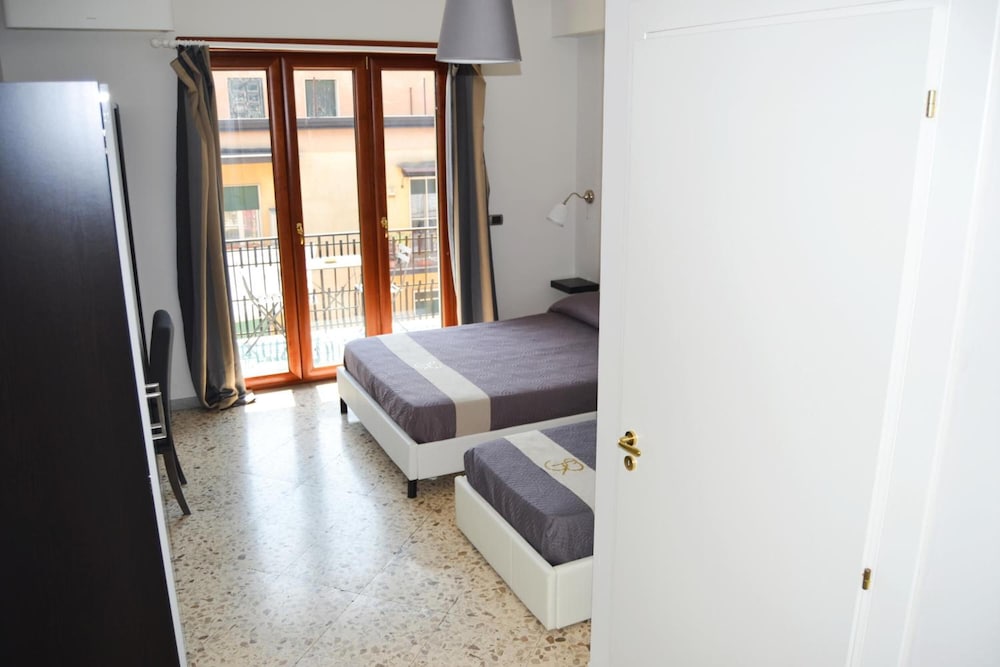 Фото Sanctuary Rooms