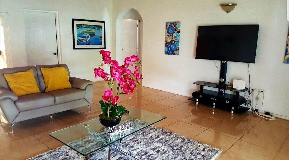 Фото I Heart Ja Affordable Luxury Runaway Bay