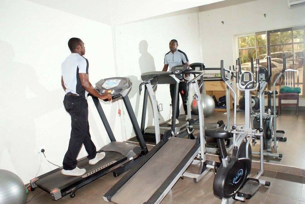 Фото Marvel Hotel Suites