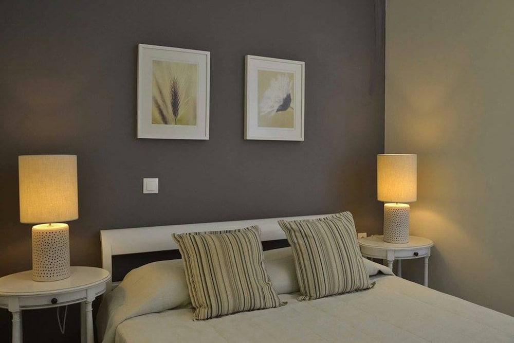 Фото Mythos Residence