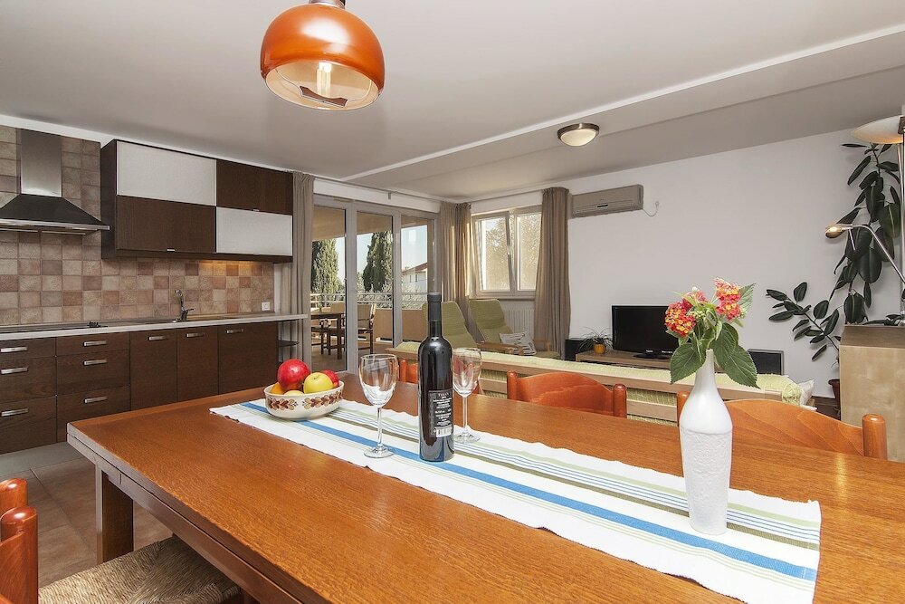 Фото Apartments Levan Ceja