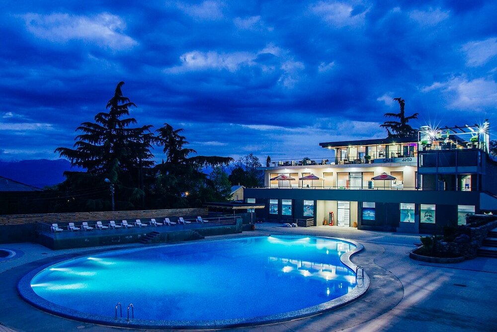 Фото отеля 1