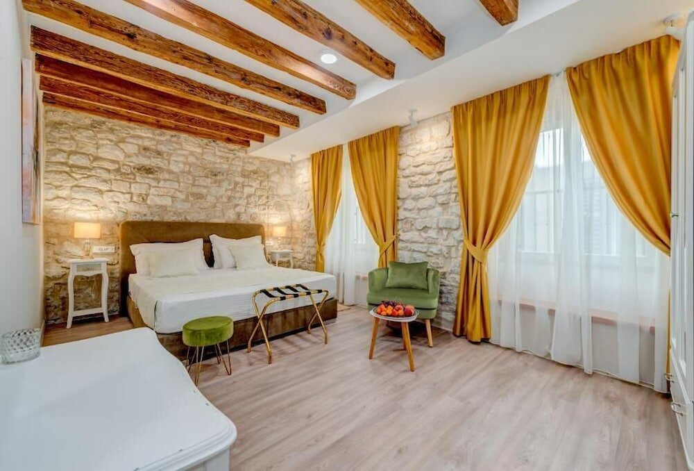 Фото Princ Heritage Rooms