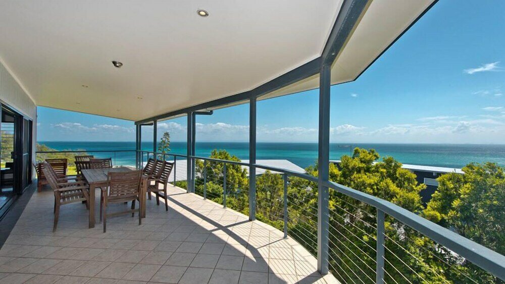 Фото Blue Crab Beach House