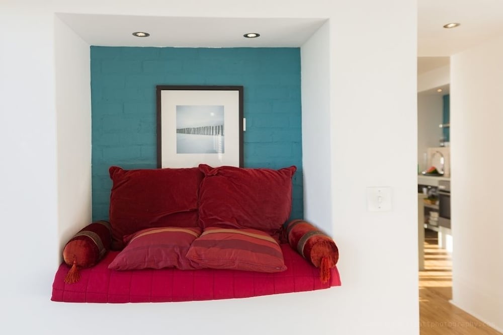 Фото Watercolours Studios