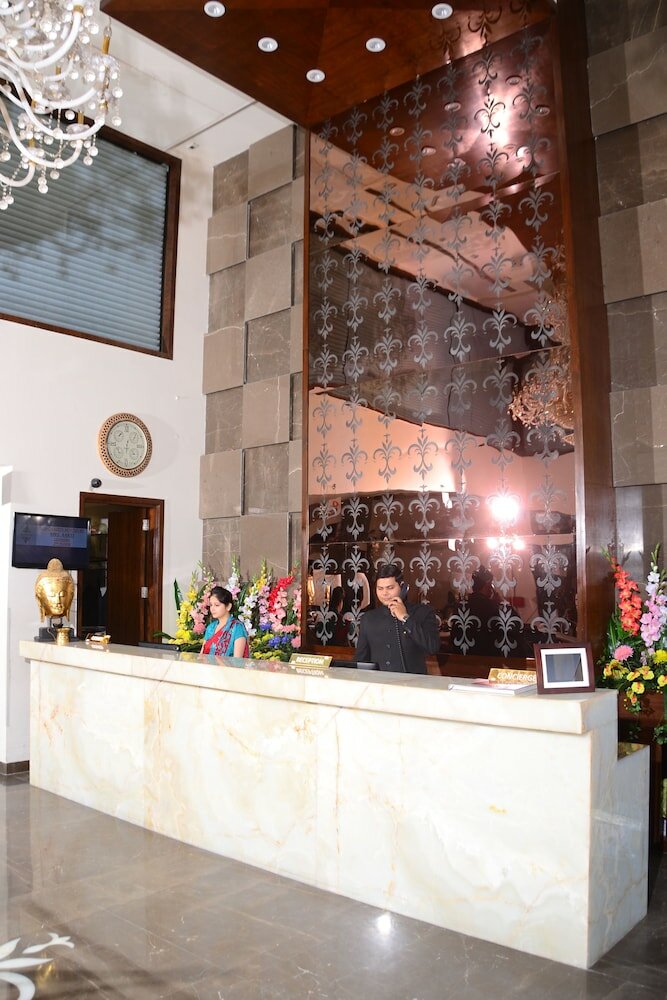 Фото One Earth Avaas