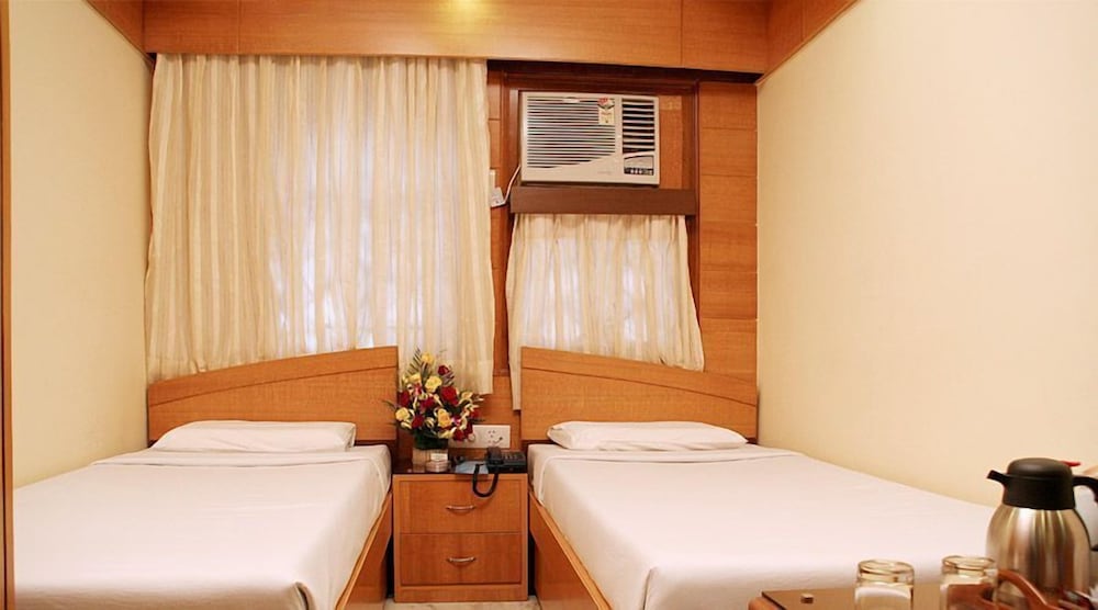 Фото Hotel Pan Asia International