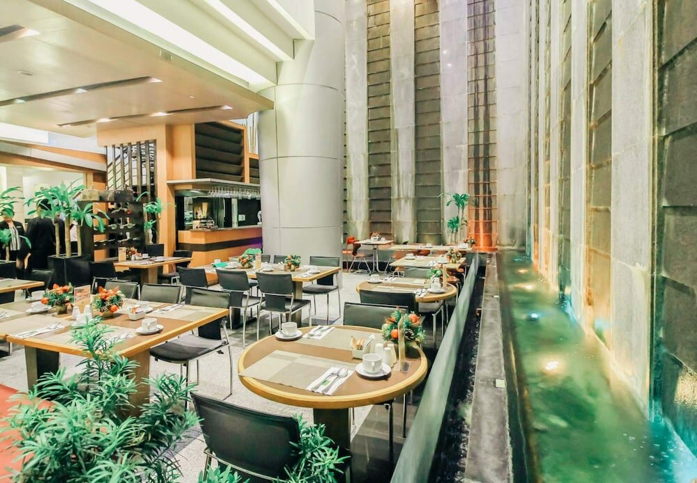 Фото Greenhills Elan Hotel Modern