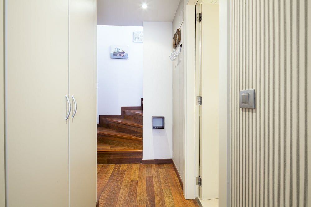 Фото Inside Barcelona Apartments Mercat