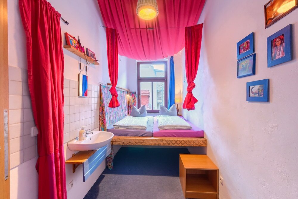 Фото Lollis Homestay - Hostel