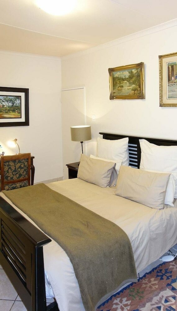 Фото Bedfordview Boutique Lodge