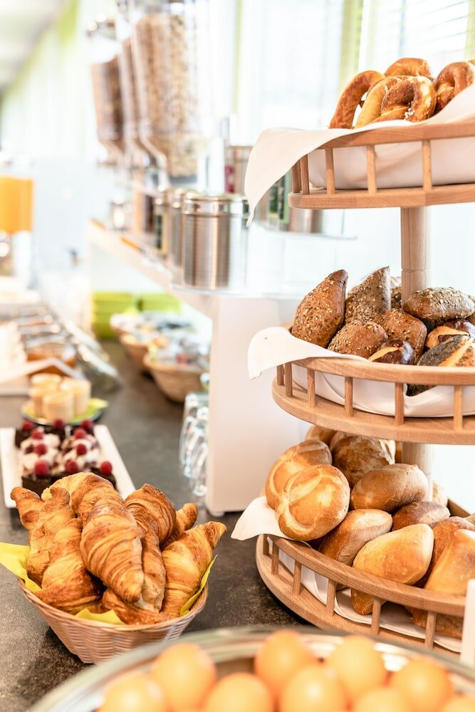 Фото Hotel Demas City