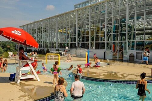 Гостиница Big Splash Adventure Indoor Water Park & Resort