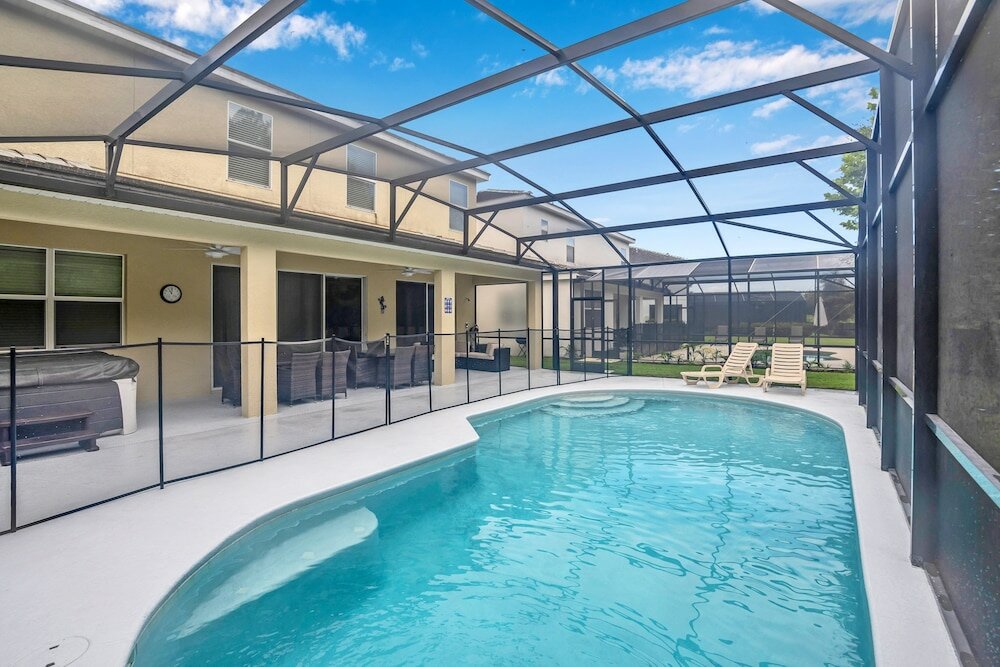 Фото 8 Bdrm 5 Bath Bella Vida Resort