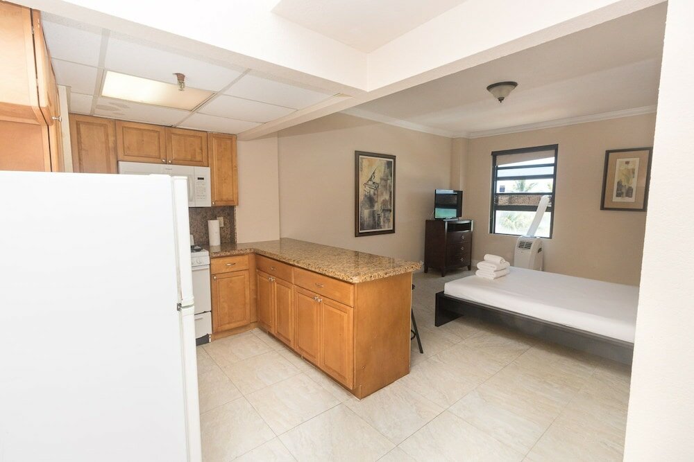 Фото 403 Ocean View Apartment Hollywood