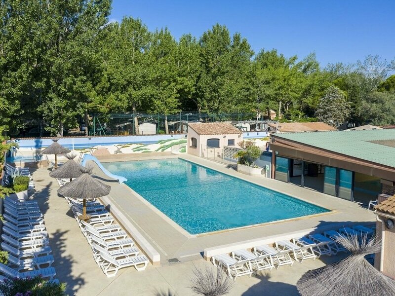 Гостиница Camping Abri de Camargue в Ле-Гро-дю-Руа