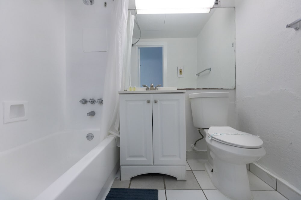 Фото 519 City View Hollywood Beach