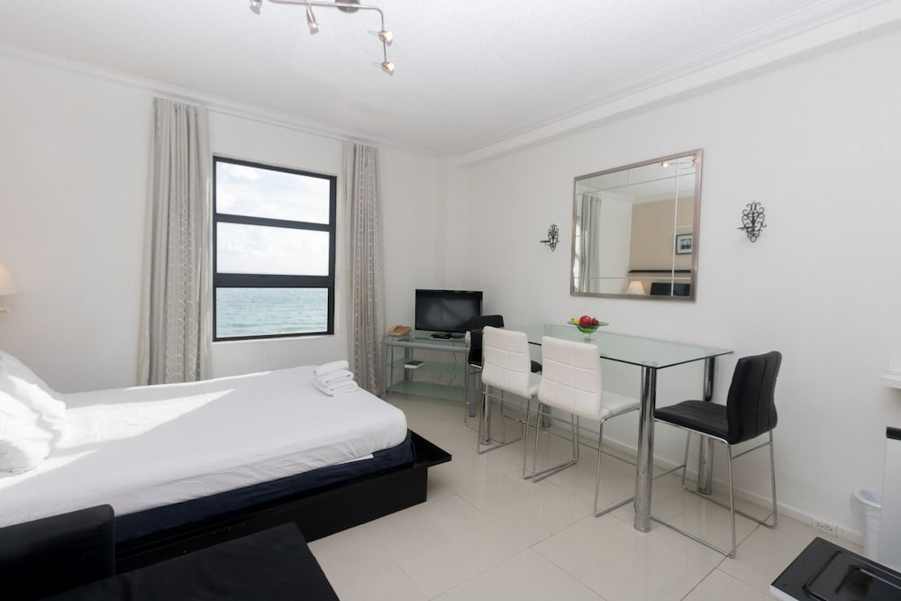 Фото 774 Ocean View Hollywood Beach