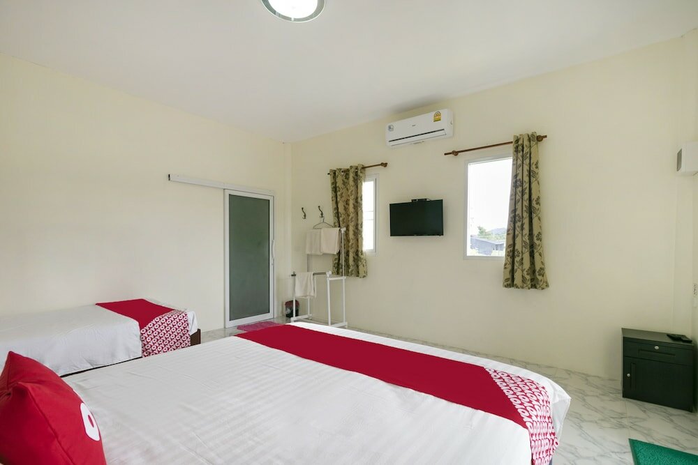 Фото Oyo 953 Tawan Resort