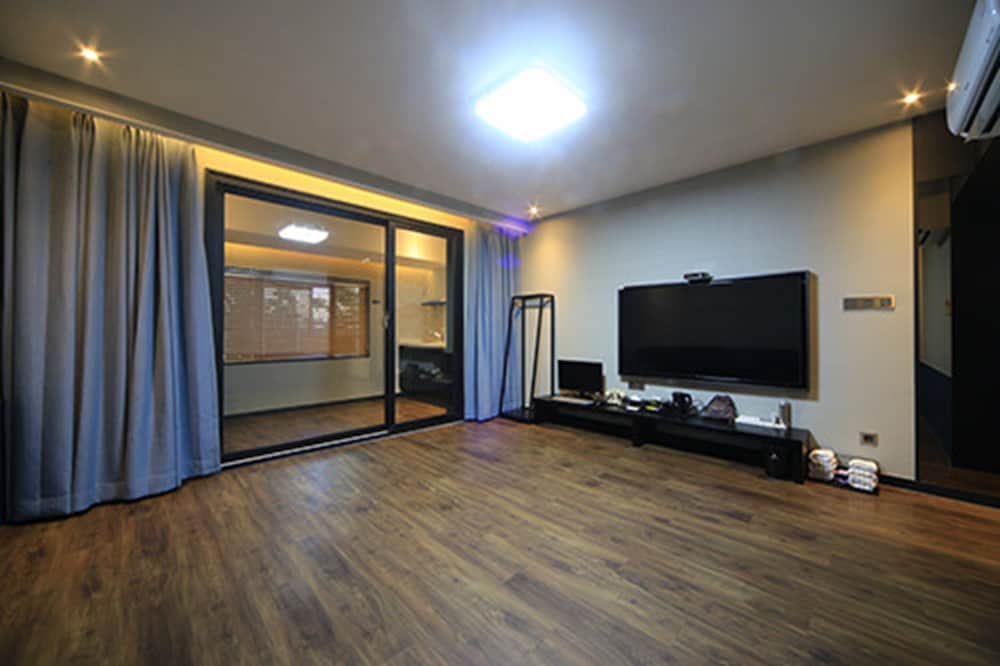 Фото Hotel Frenchcode