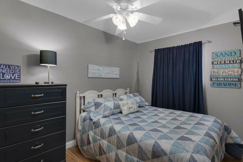 Фото Regency Towers 703