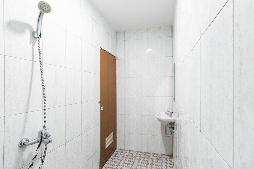 Фото RedDoorz near Medan Amplas