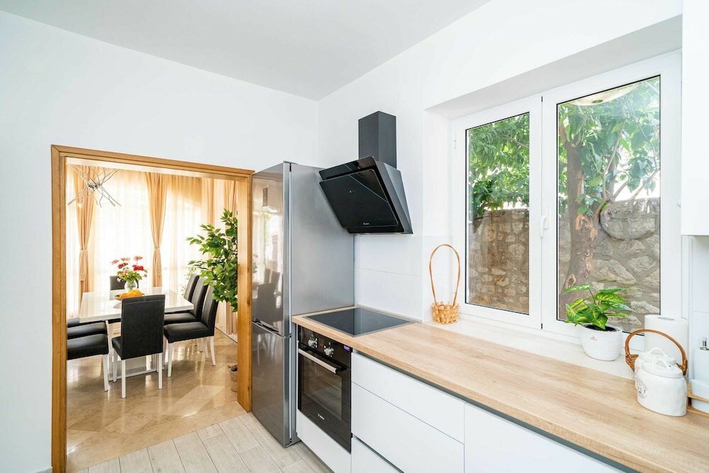 Фото Holiday Home King