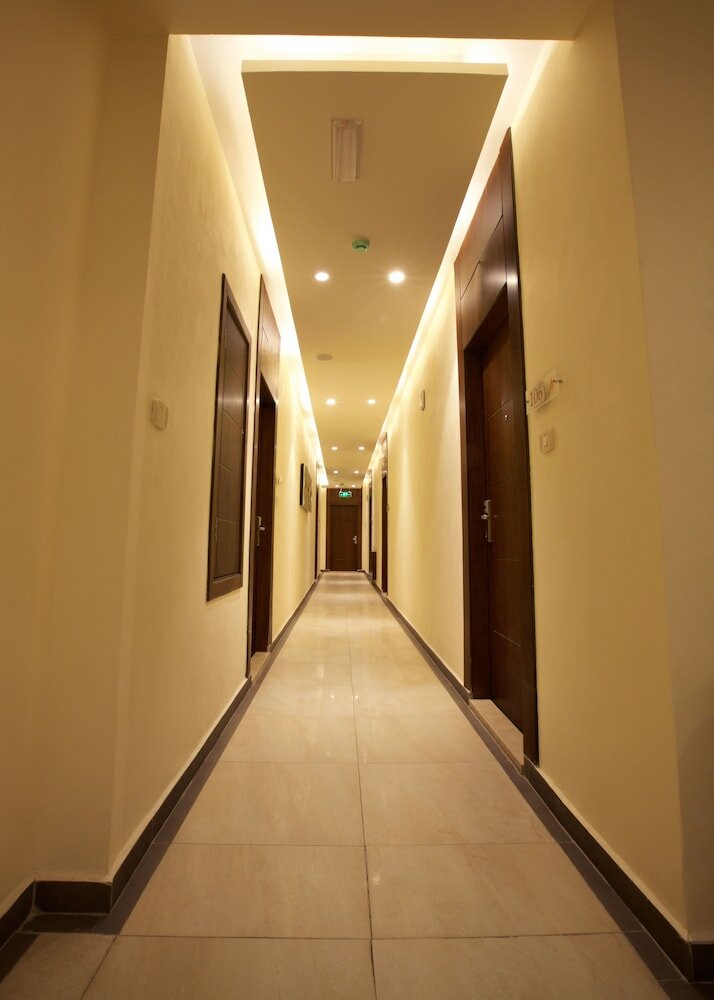 Фото Отель Lujain Suites