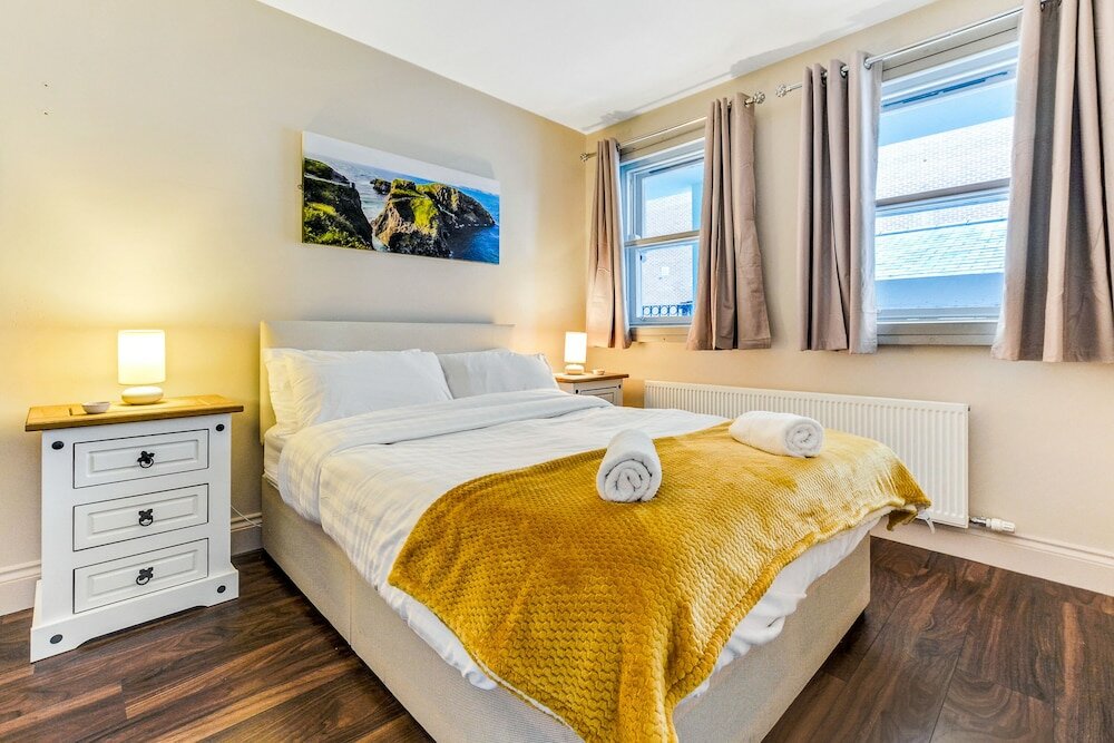 Фото The Ship's Key Aparthotel