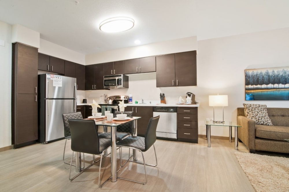 Фото Global Luxury Suites Sunnyvale North