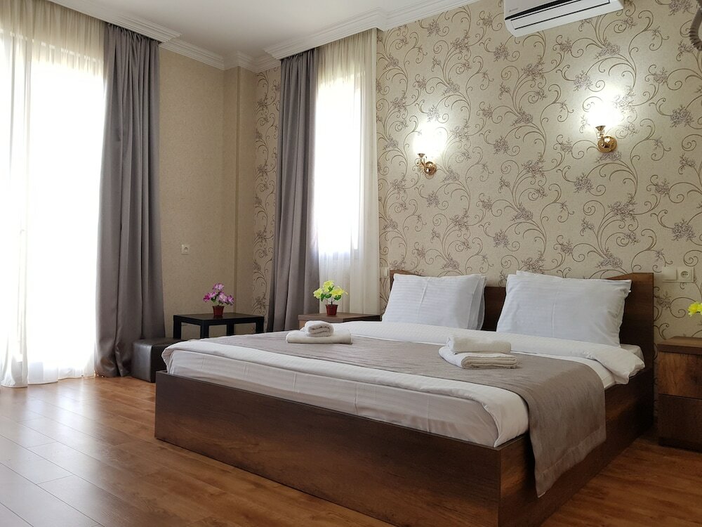 Фото Золотая линия