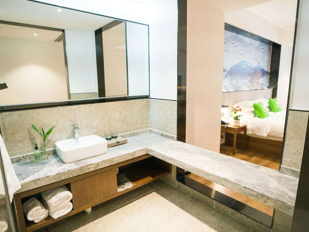 Фото Ibis Styles Nanchang Xiaolan Industrial Park Hotel