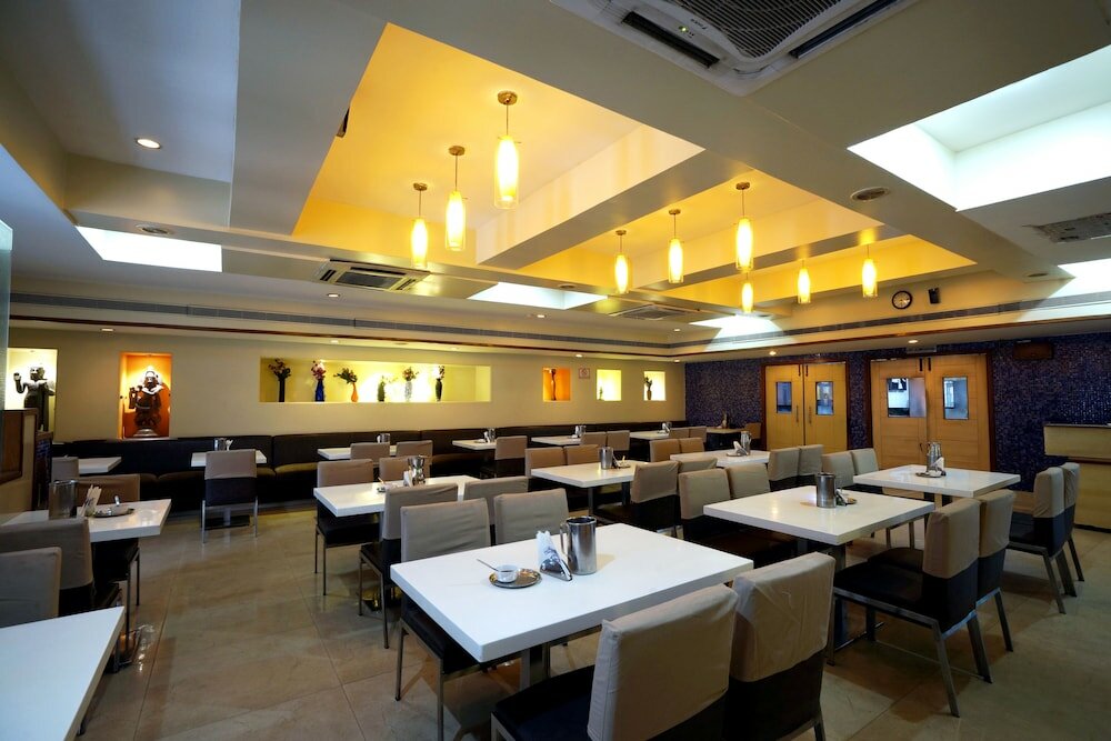Фото Hotel Geetha Regency