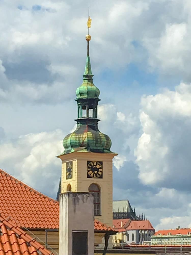 Фото Incredible 2Br Loft in Heart of Prague