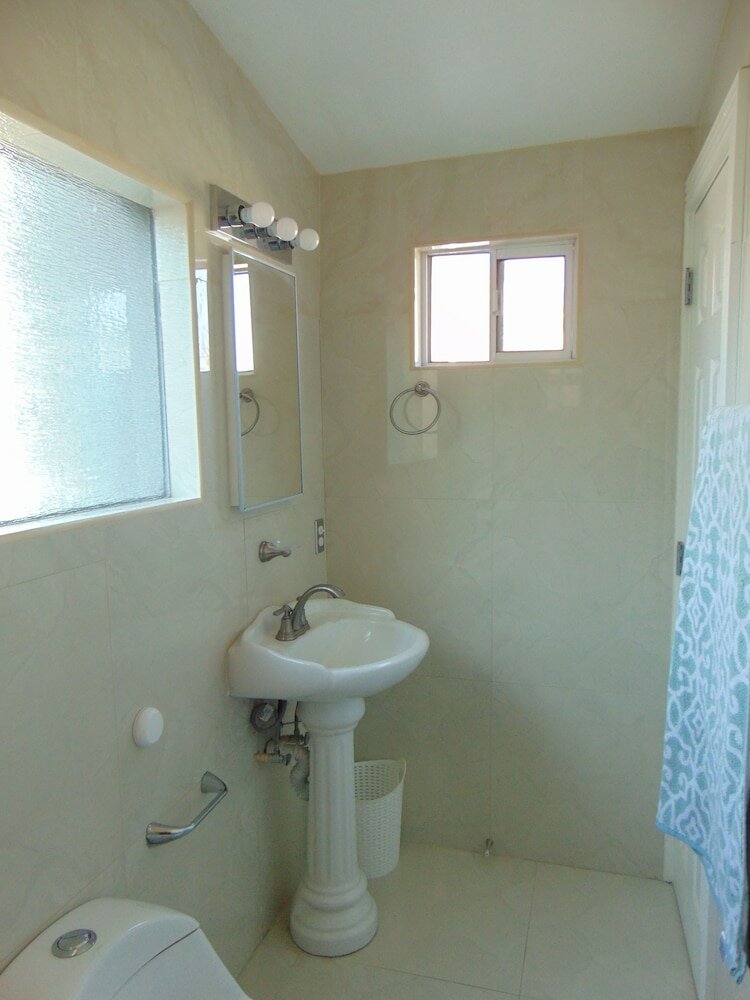 Фото Modern Townhome Prime Location