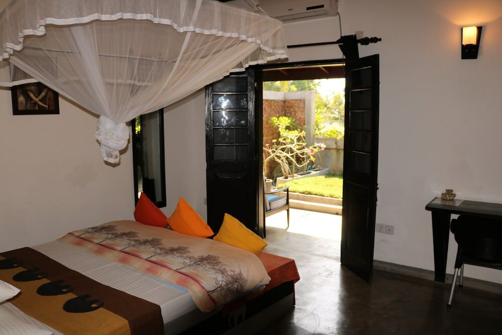 Фото Whispering Ocean