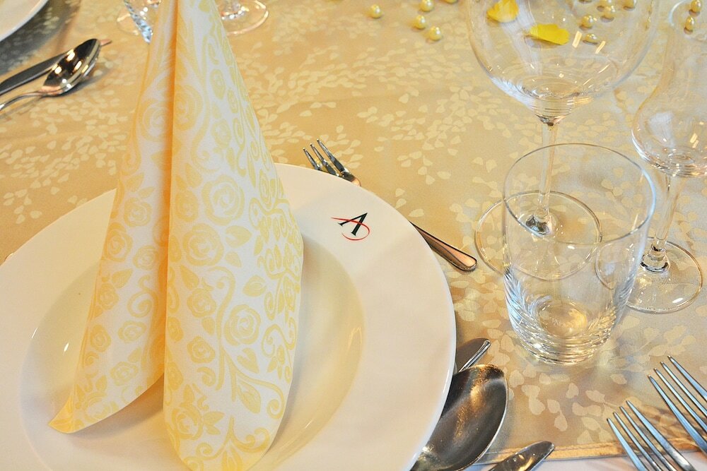 Фото Alexandra Business Hotel