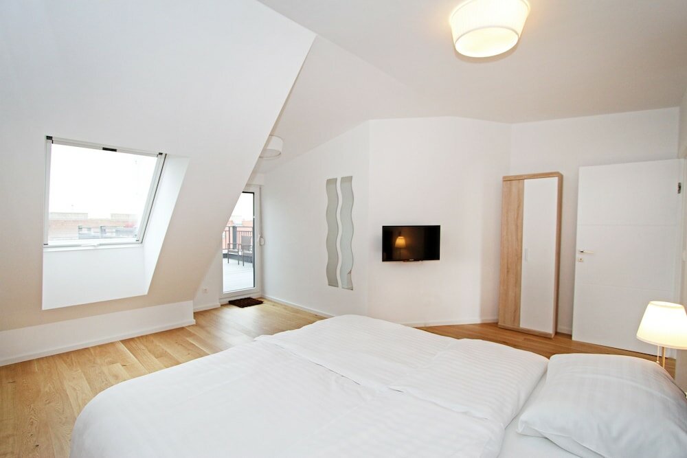 Фото Christiano Apartments