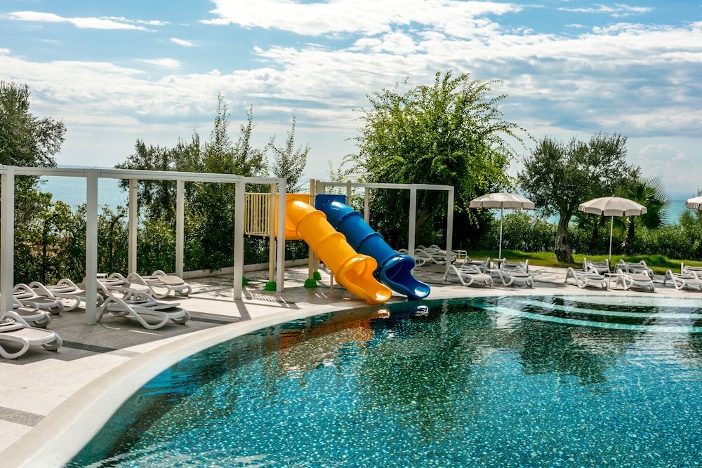 Фото Villaggio Turistico Baia Del Monaco