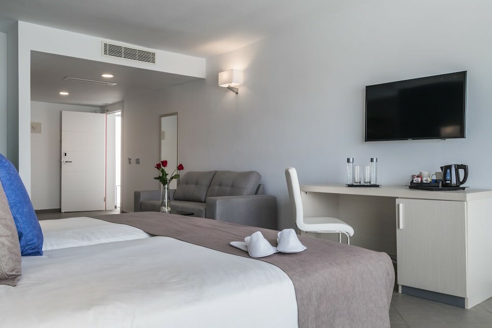 Фото Aparthotel Esquinzo Y Monte Del Mar