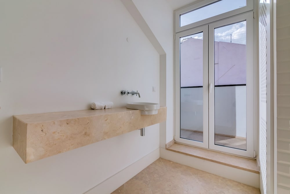 Фото Poiais by Lisbon Inside Out