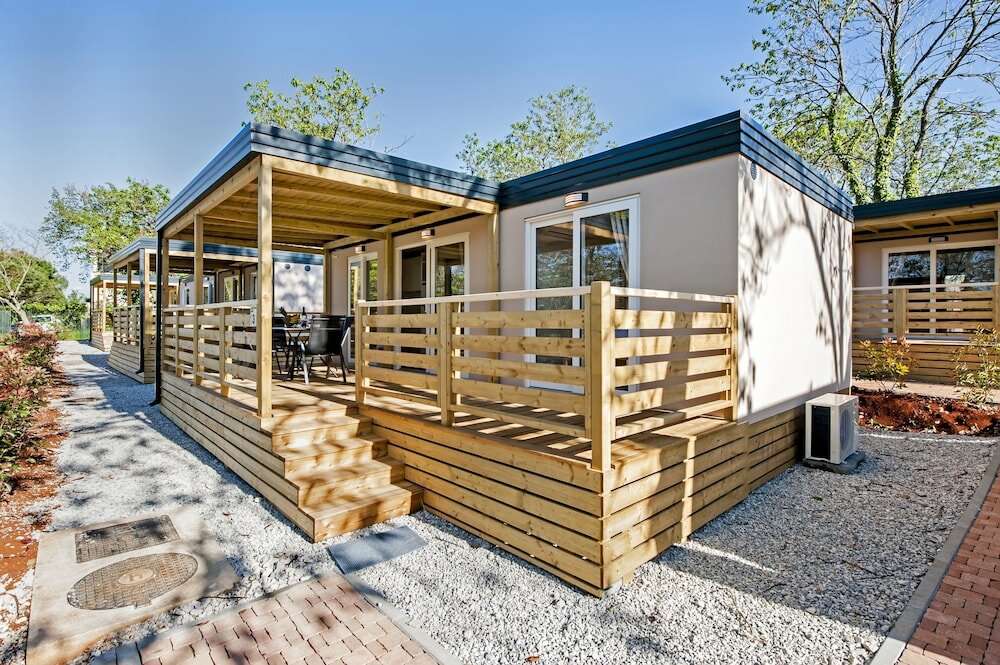 Фото Mediteran kamp Mobile Homes in Camping Puntica