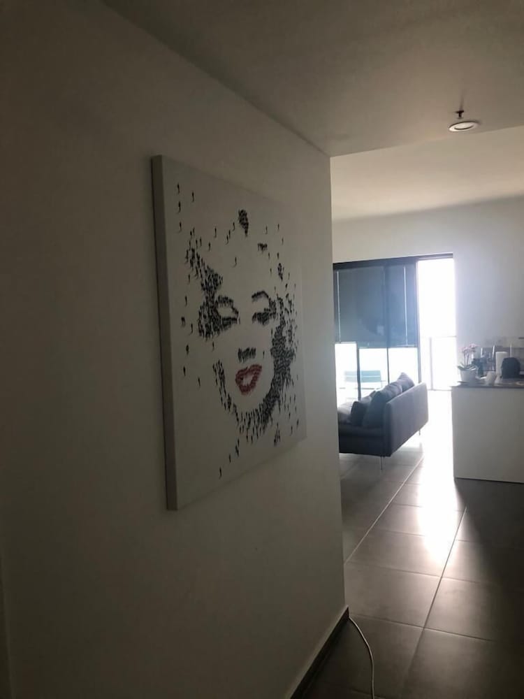 Фото Luxury Apartment Best Location Beach View