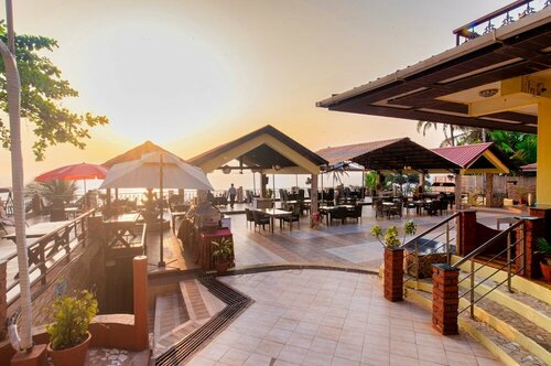 Гостиница Alcove Resort в Вагаторе