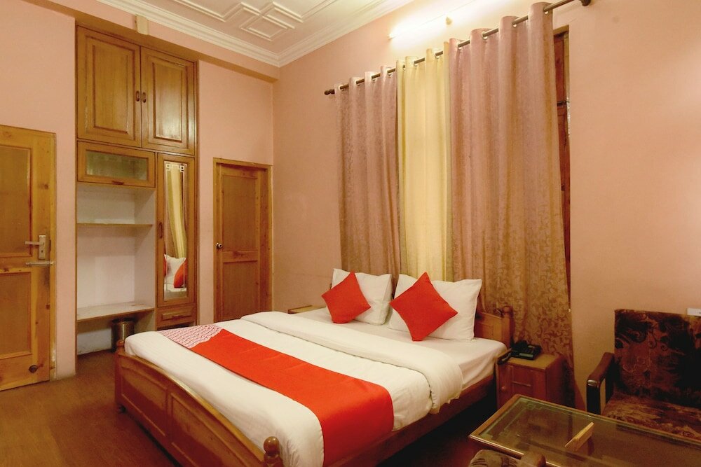 Фото Oyo 18674 Airport Inn Hotel