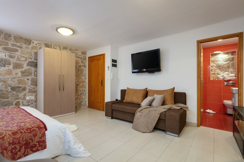 Фото Apartments Vauquer