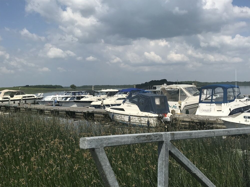 Фото Knockninny Country House & Marina