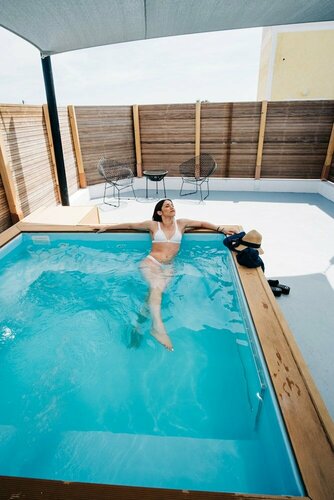 Гостиница Mesanto Luxury Suites