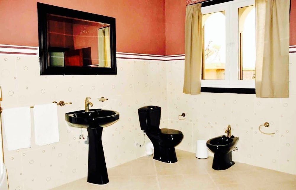 Фото Villa Chrifia