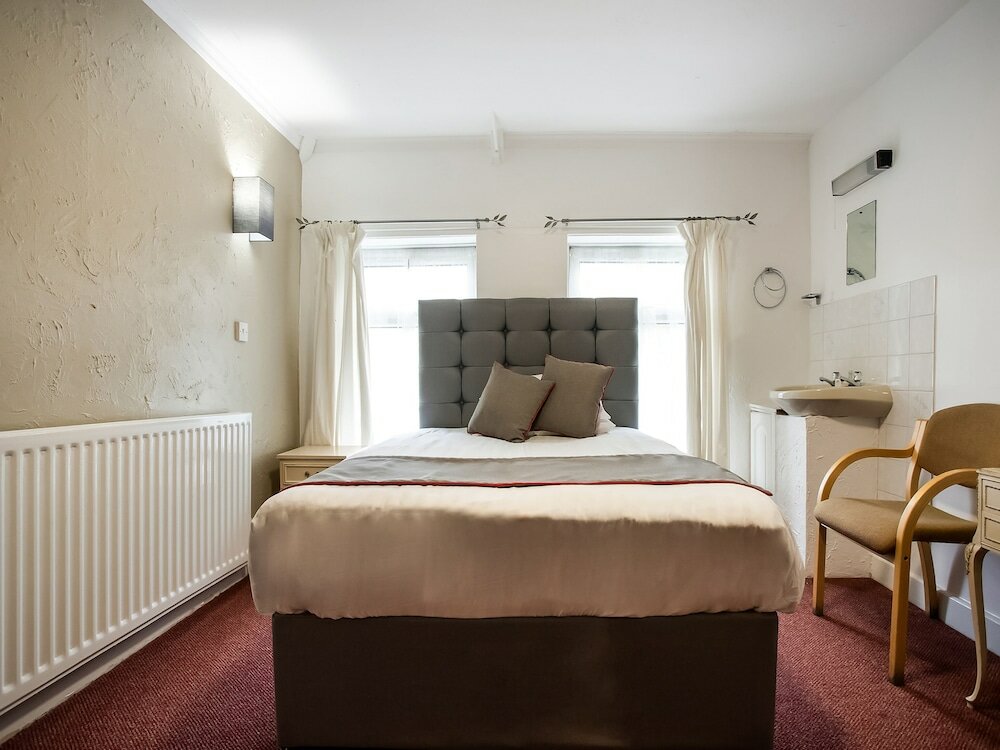 Фото Clifton Mount Hotel